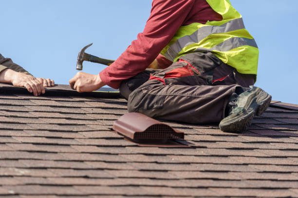 Best Flat Roof Repair Services  in Poland, OH